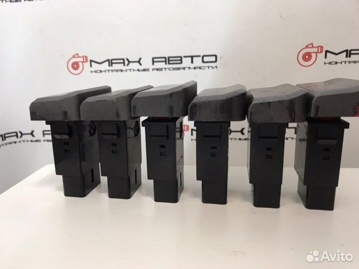 Б/У Кнопка аварийного сигнала Hyundai Accent LC