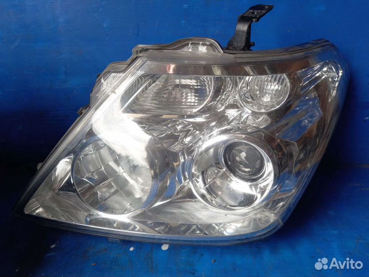 Фара левая Nissan Patrol Y62