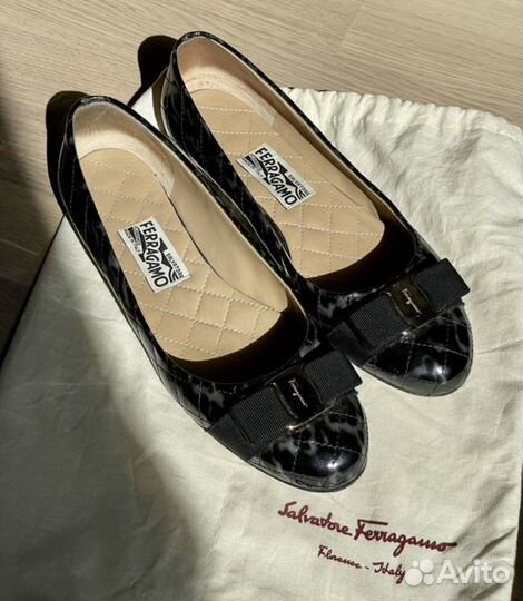 Балетки Ferragamo 39 оригинал