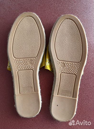 Шлепанцы Sinsay