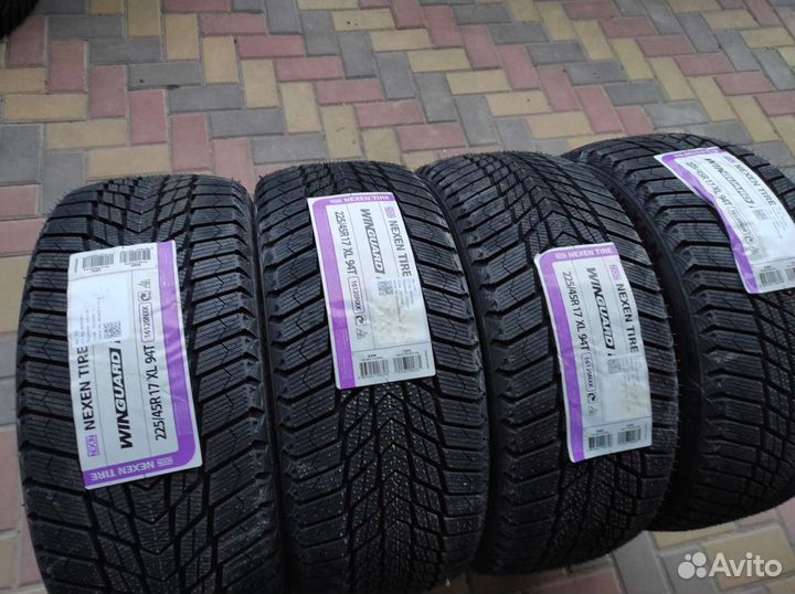 Nexen Winguard Ice Plus 225/45 R17