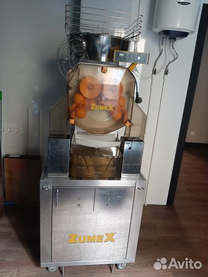 Соковыжималка zumex