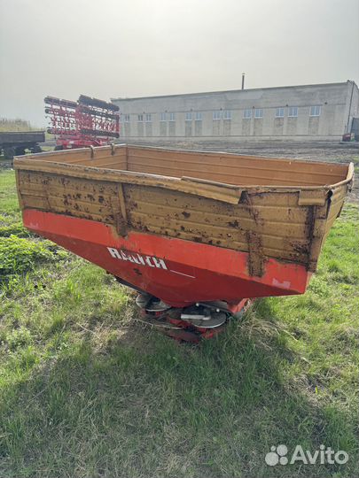 Разбрасыватель минеральных удобрений Rauch MDS 935