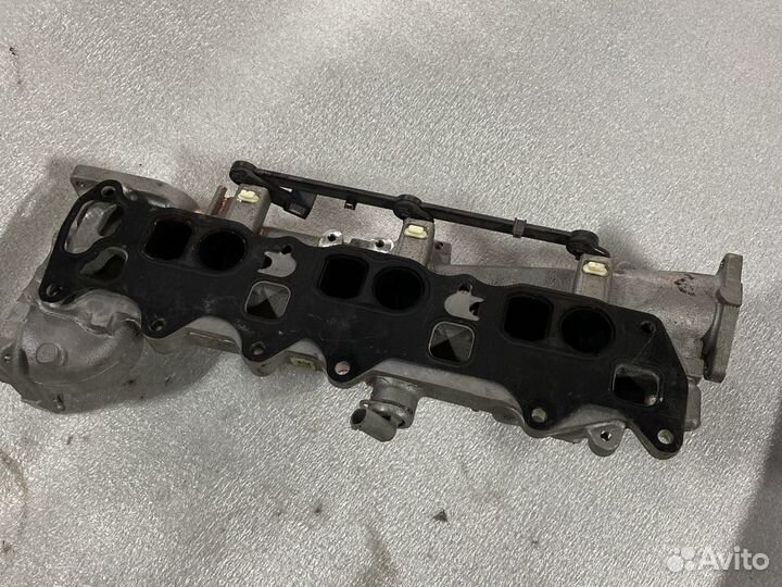 Коллектор впускной Mercedes om642