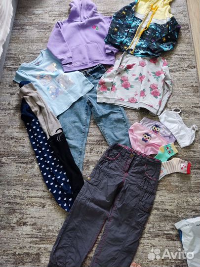 2 пакета детских вещей