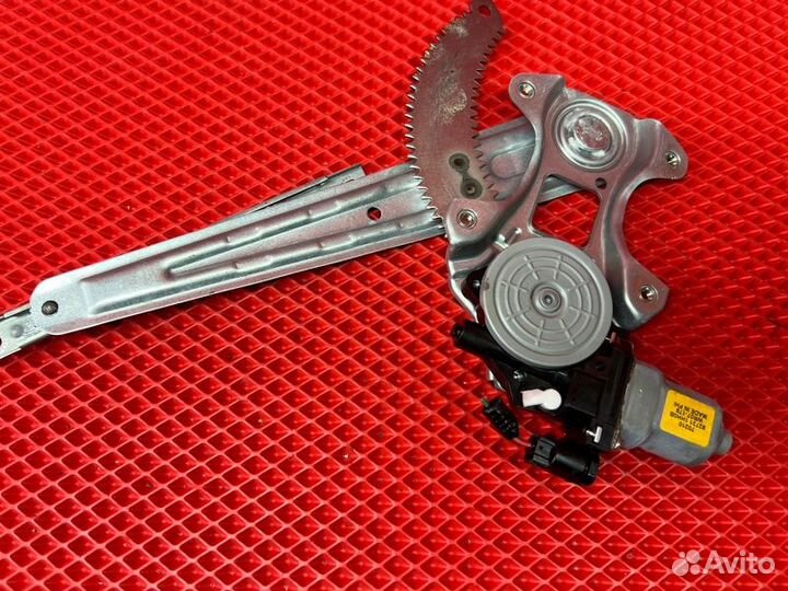 Стеклоподъемник задний правый Nissan Note HE12