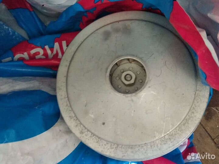 Двигатель для пылесоса рабочий