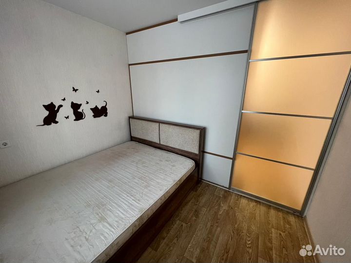 Кровать двухспальная 160 200 бу