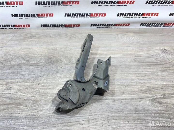 Петля капота правая Citroen C4 (2) 1.6 2012