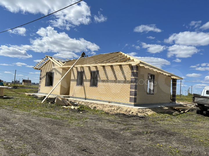 Дом 77 м² на участке 7 сот.