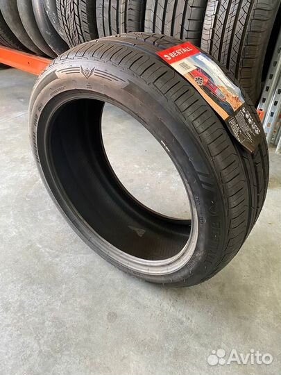 Bestall Victory AU918 235/45 R20 и 255/40 R20 98W