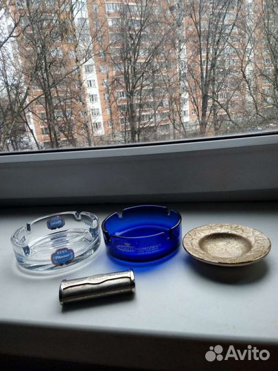 Пепельницы, футляр для зажигалки