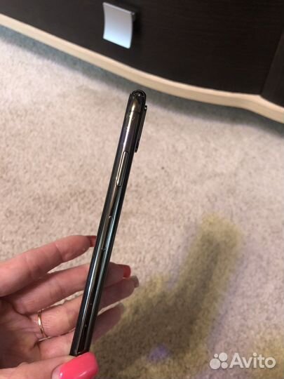iPhone X, 64 ГБ