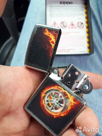 Зажигалка zippo