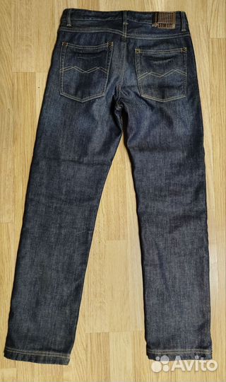 Джинсы