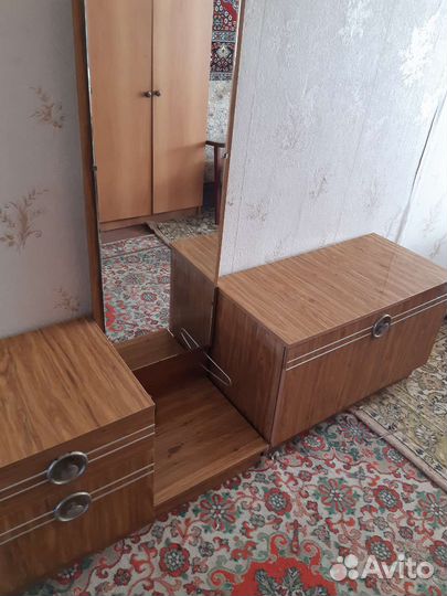 Спальный гарнитур бу