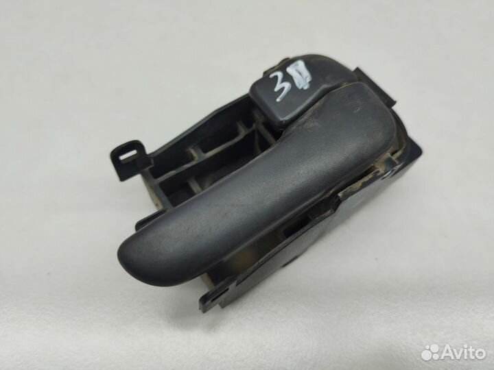 Ручка внутренняя задняя правая Nissan Primera P11
