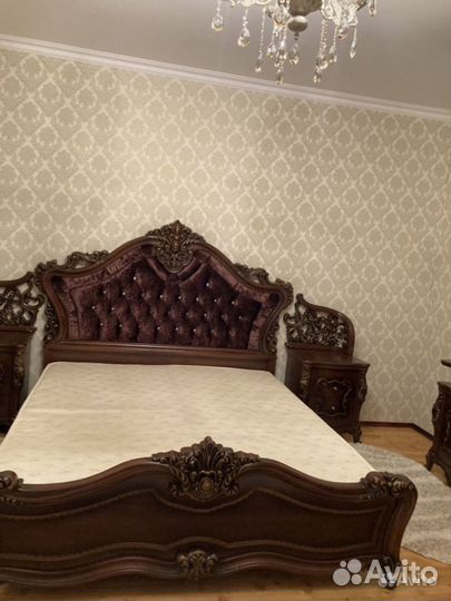 Спальный гарнитур