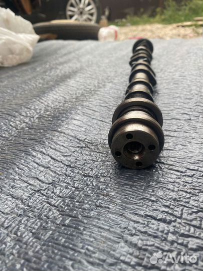 Распредвал Ford Focus 3 1.5 ecoboost