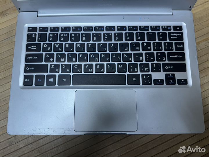 13.3 дюймовый ноут 4 ядра 4 озу 6 часов опботв