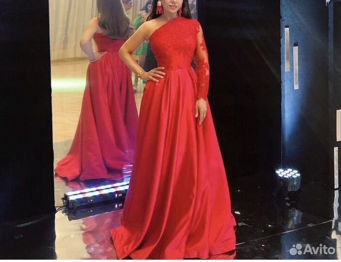 Вечернее платье в пол