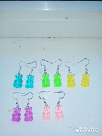 Серьги из смолы
