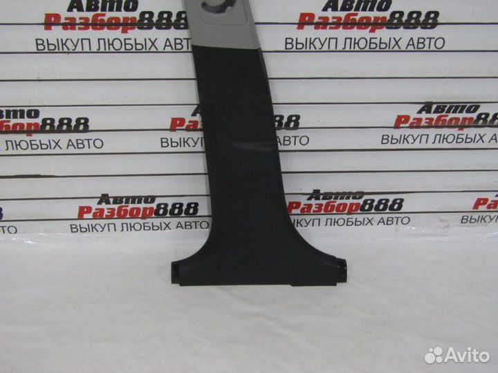 Накладка стойки центральной левая Hyundai Solaris