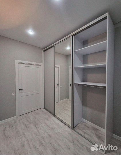 Шкаф купе в прихожую на заказ от фабрики