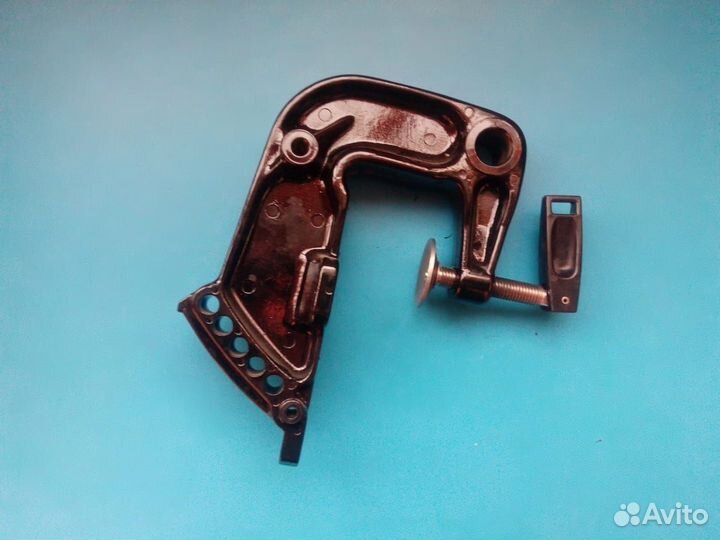 Струбцина Yamaha (Ямаха) 30 л.с 2 такта