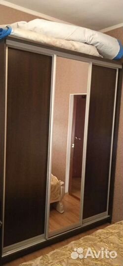 Шкаф купе с зеркалом бу