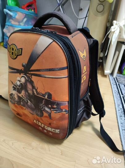 Школьный рюкзак