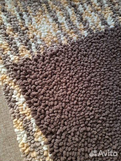 Коврик для ванной из пряжи Alize Puffy