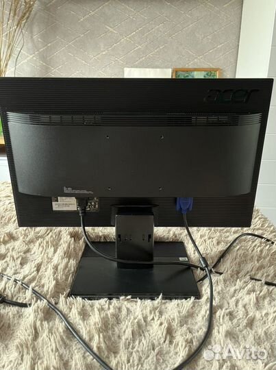Монитор Acer 22