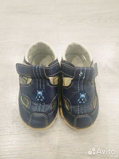 Сандали детские 22 размер