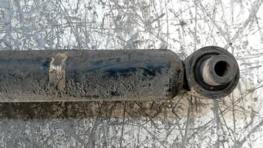 Амортизатор задней балки toyota verso AR2 (72X12LX