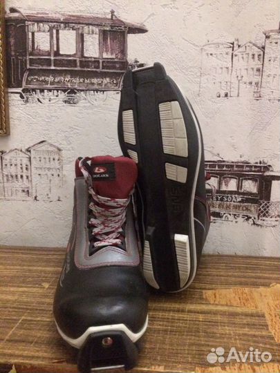 Лыжные ботинки 36 37 38 SNS