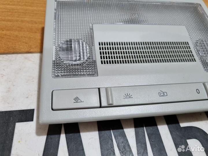 Потолочный плафон фольксваген поло 2019 год