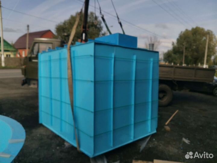 Пластиковый погреб 2х2х2