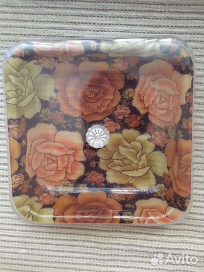 Контейнер пластиковый новый