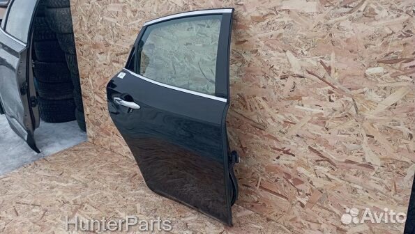 Дверь задняя правая Infiniti Q70
