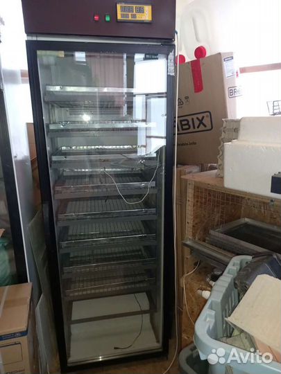 Инкубатор для яиц с автоматическим переворотом