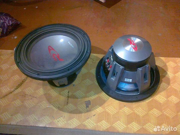 Alpine r12 SWR-1242D