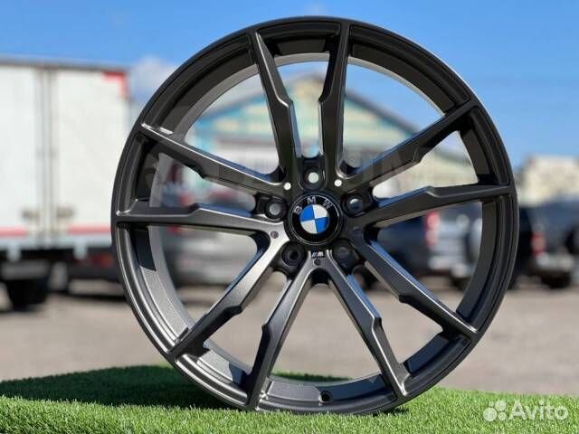 Диск литой разношир. Replica BMW 611M R20 5x120