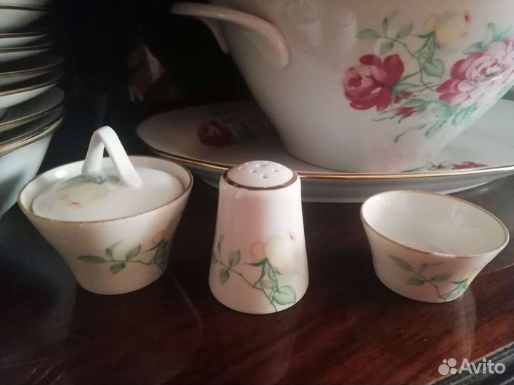 Сервиз столовый