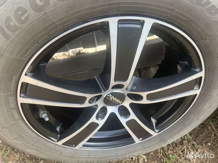 Зимние колеса на Toyota RAV4