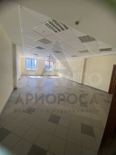 Торговая площадь, 1480 м²