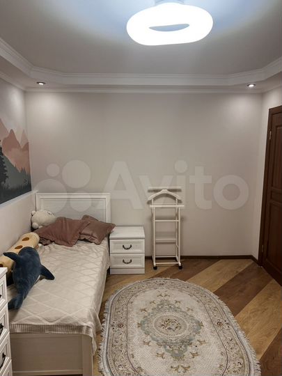 3-к. квартира, 70 м², 2/10 эт.