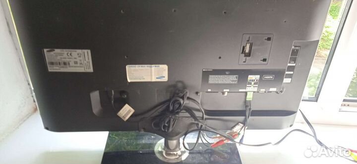 Монитор Dell Full HD