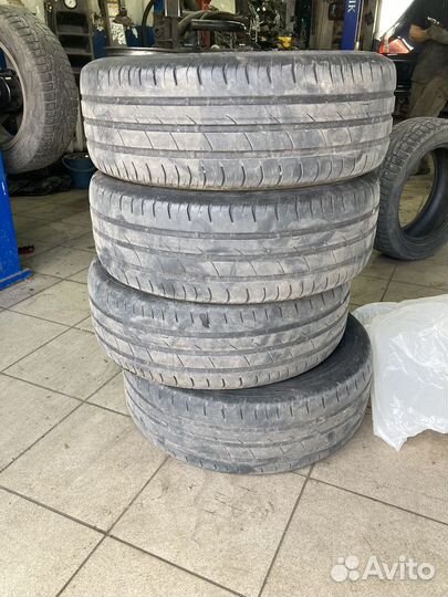 Viatti Strada Asimmetrico 205/60 R16