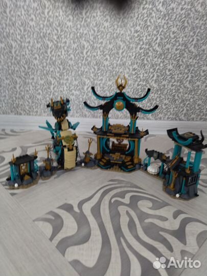 Храм бескрайнего моря(лего кит.)